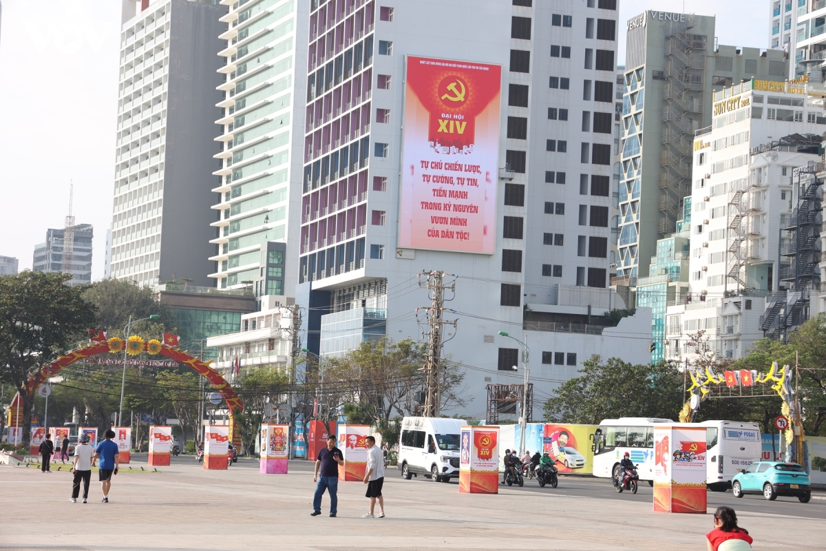 khanh hoa chu dong, trach nhiem, gop tri tue vao cac quyet sach o Dai hoi xiv hinh anh 1