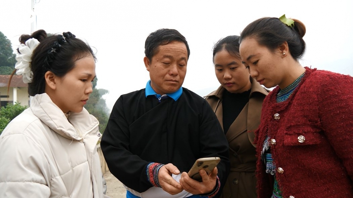 nguoi dan bien gioi lao cai gui tron niem tin, ky vong vao Dai hoi xiv cua Dang hinh anh 1