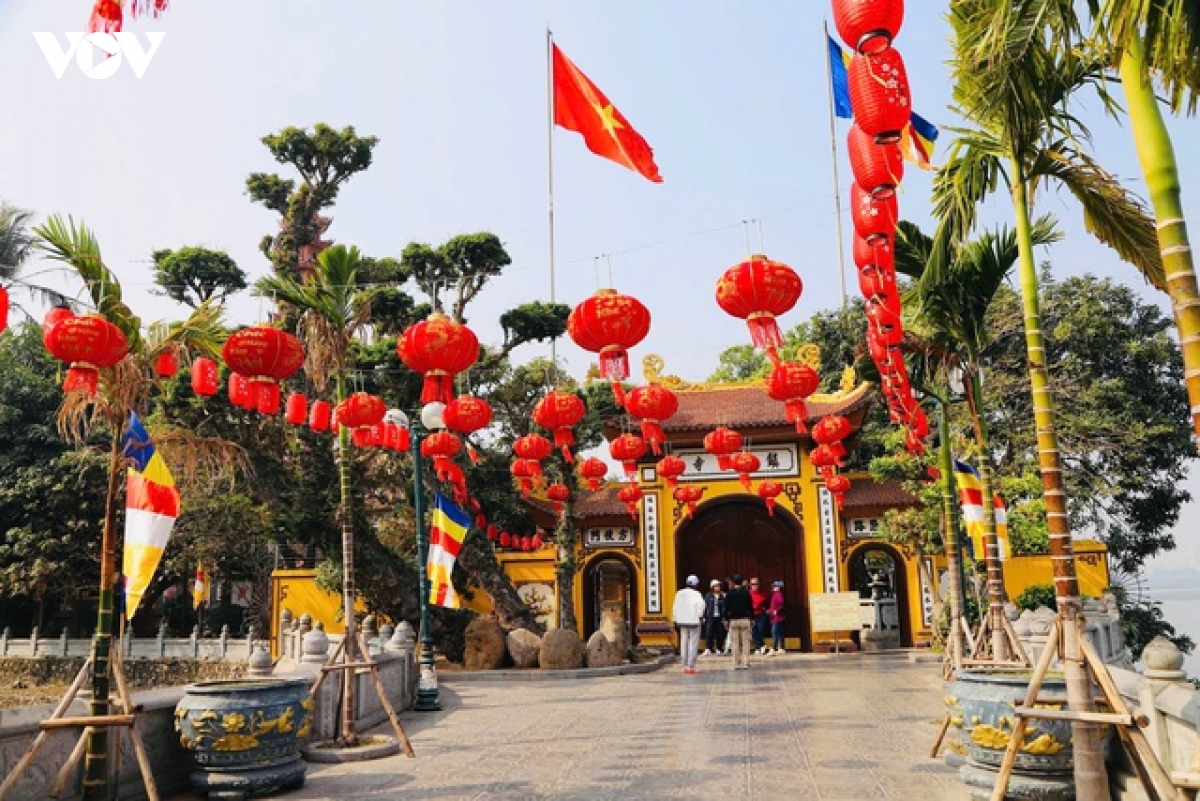 nguoi dan thu do don tet thu thai, nhe nhang hinh anh 2