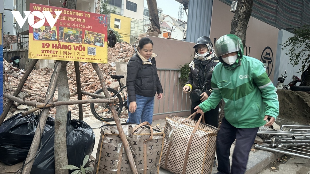 thao do cong trinh, giai phong mat bang khu vuc phia Dong ho hoan kiem hinh anh 2