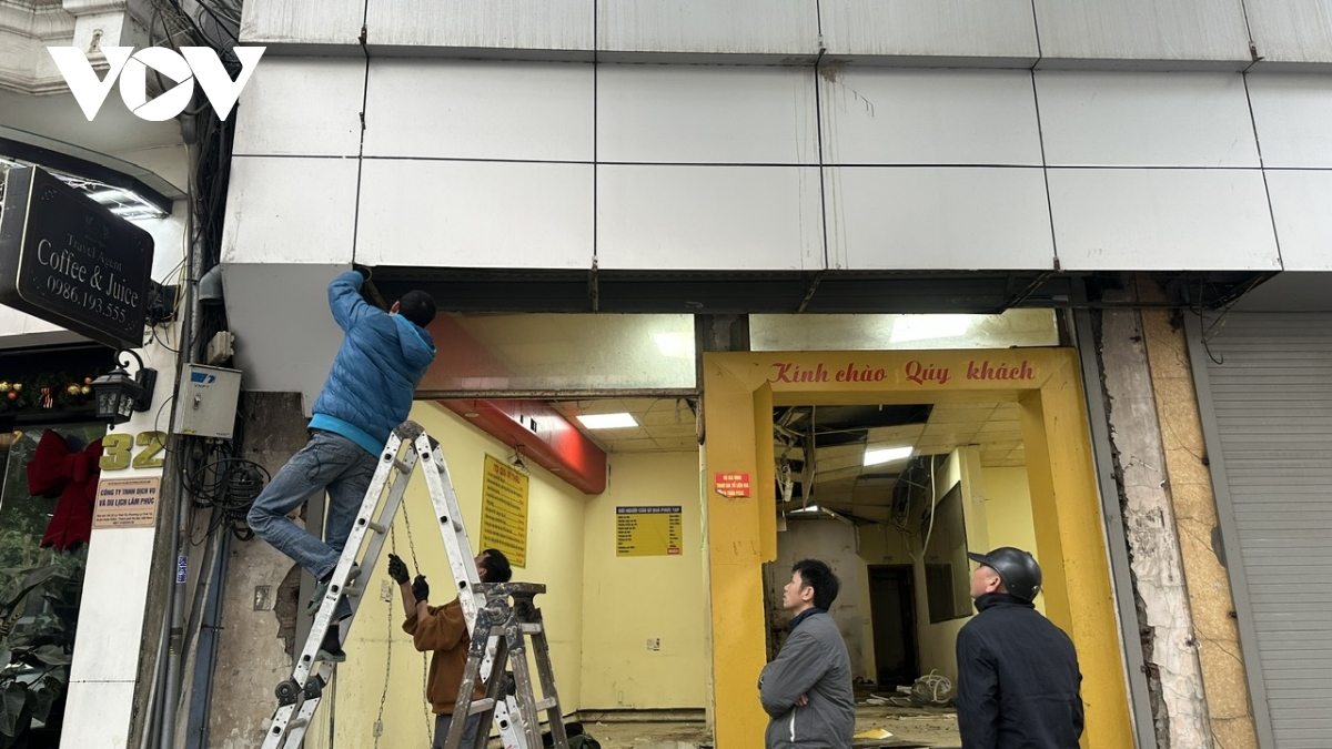 thao do cong trinh, giai phong mat bang khu vuc phia Dong ho hoan kiem hinh anh 14