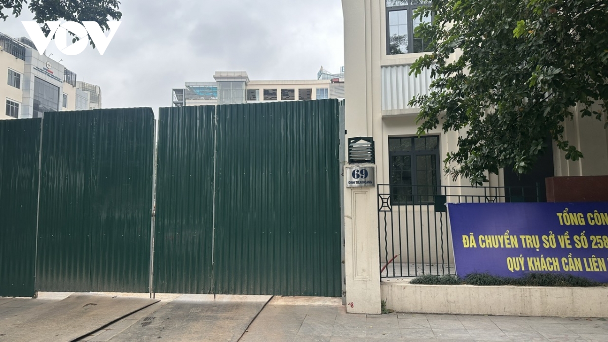 thao do cong trinh, giai phong mat bang khu vuc phia Dong ho hoan kiem hinh anh 3