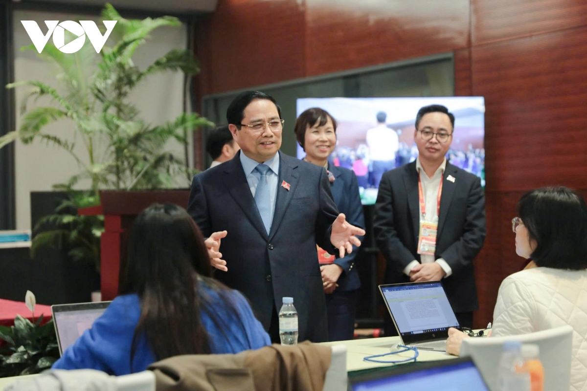 thu tuong dong vien luc luong bao chi tac nghiep tai Dai hoi xiv cua Dang hinh anh 2