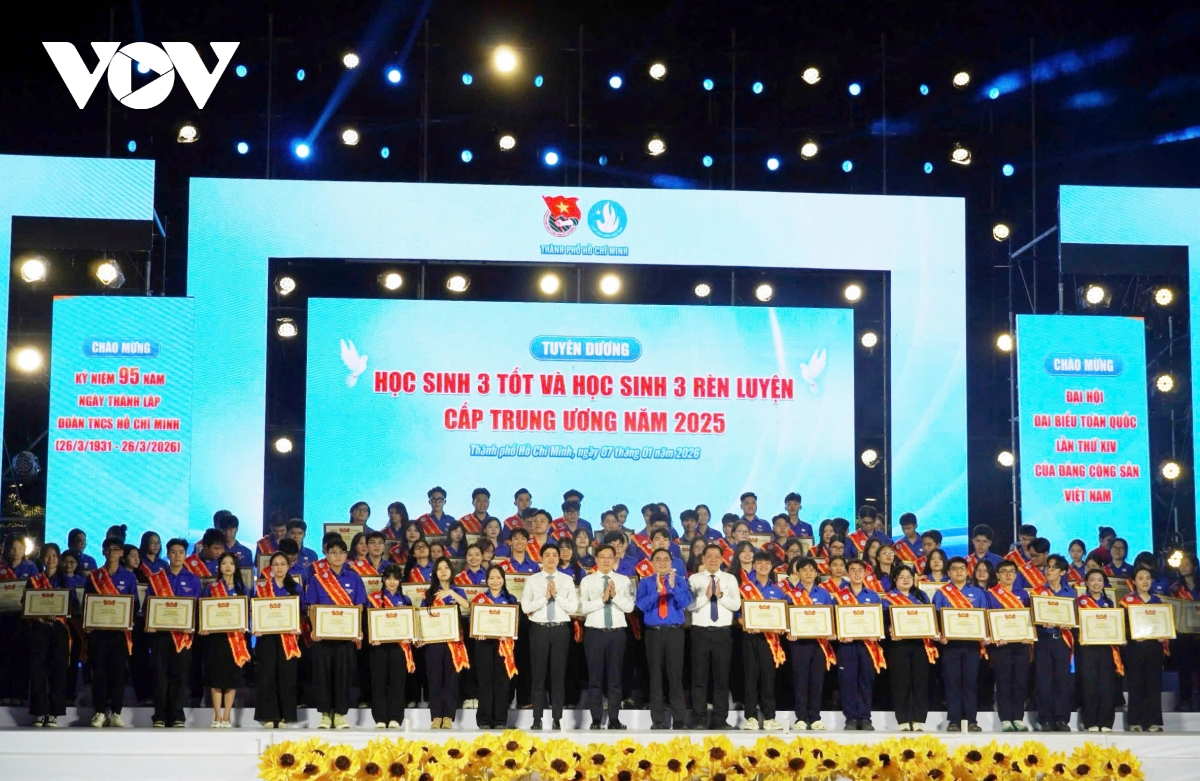 tp.hcm ky niem 76 nam ngay truyen thong hoc sinh, sinh vien hinh anh 2