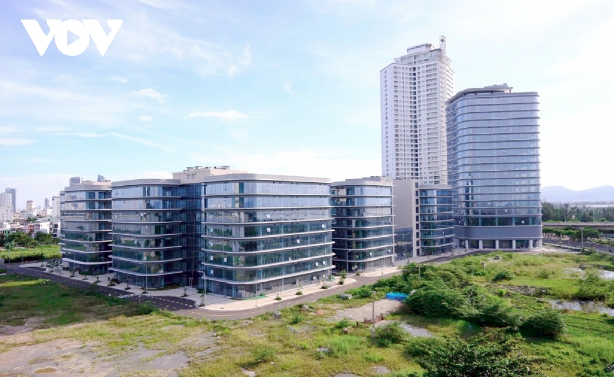 investors vow to back da nang international financial centre picture 2