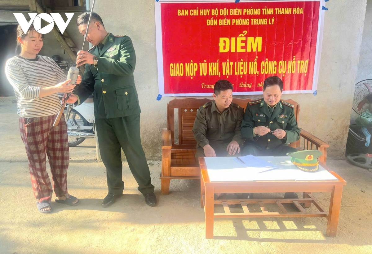bien phong thanh hoa day manh tuyen truyen, thu hoi vu khi tu che hinh anh 12