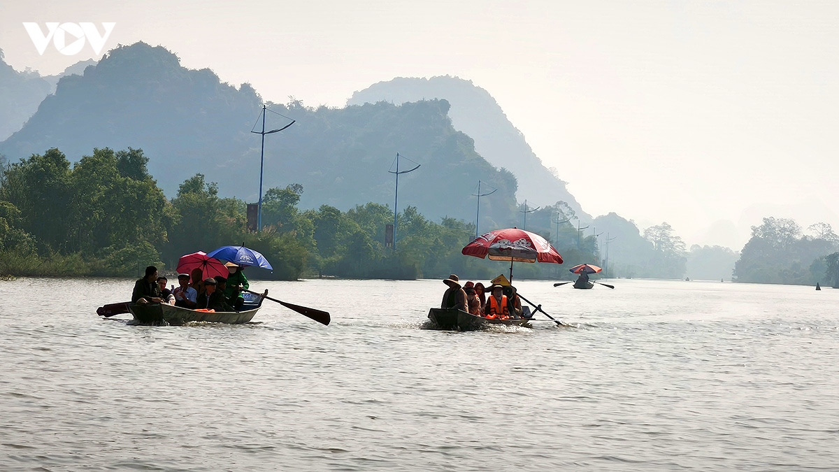 Dong tuyet son, cung duong trekking son thuy huu tinh tai chua huong hinh anh 2