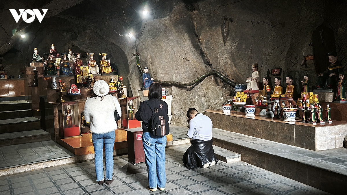 Dong tuyet son, cung duong trekking son thuy huu tinh tai chua huong hinh anh 9