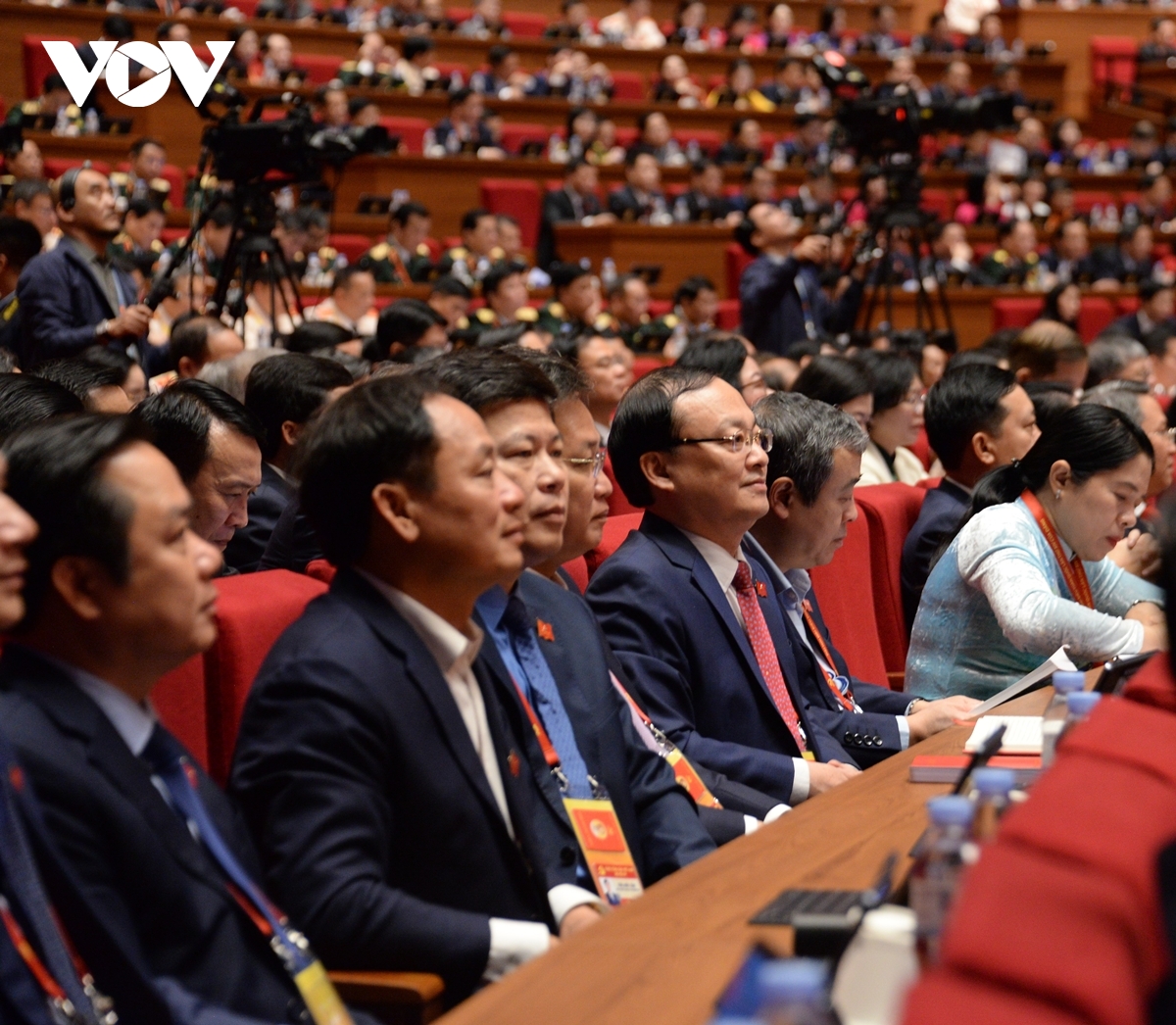 cac dai bieu thao luan tai hoi truong ve cac van kien Dai hoi xiv hinh anh 5