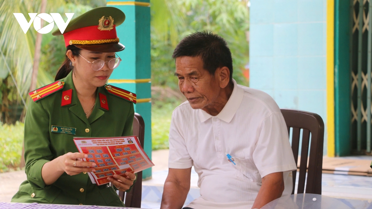 khi long dan la phen dau vung chac bao ve bien cuong to quoc hinh anh 2