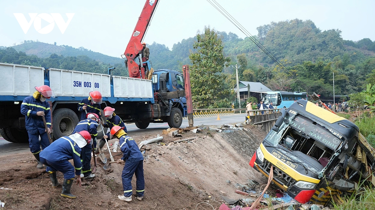 Chủ tịch tỉnh Sơn La trực tiếp chỉ đạo khắc phục vụ lật xe khách làm 3 người chết