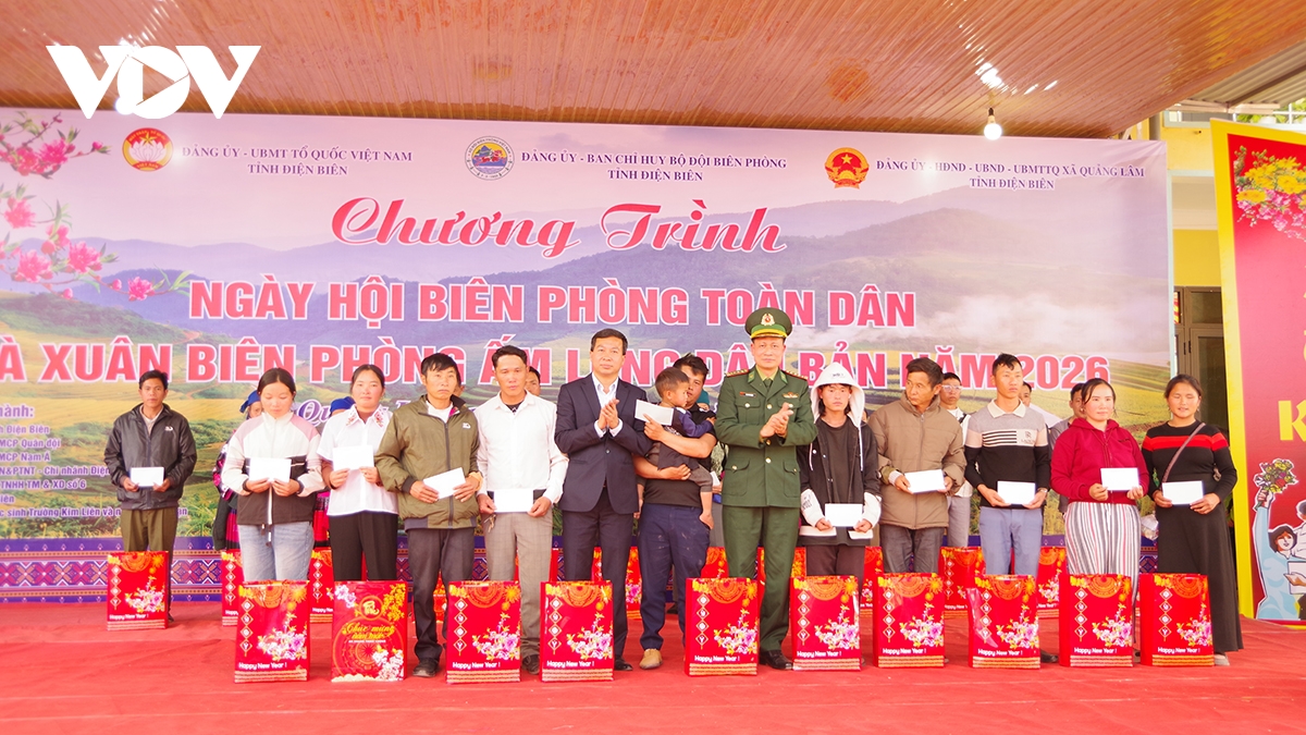 xuan am ap noi tuyen dau to quoc hinh anh 3