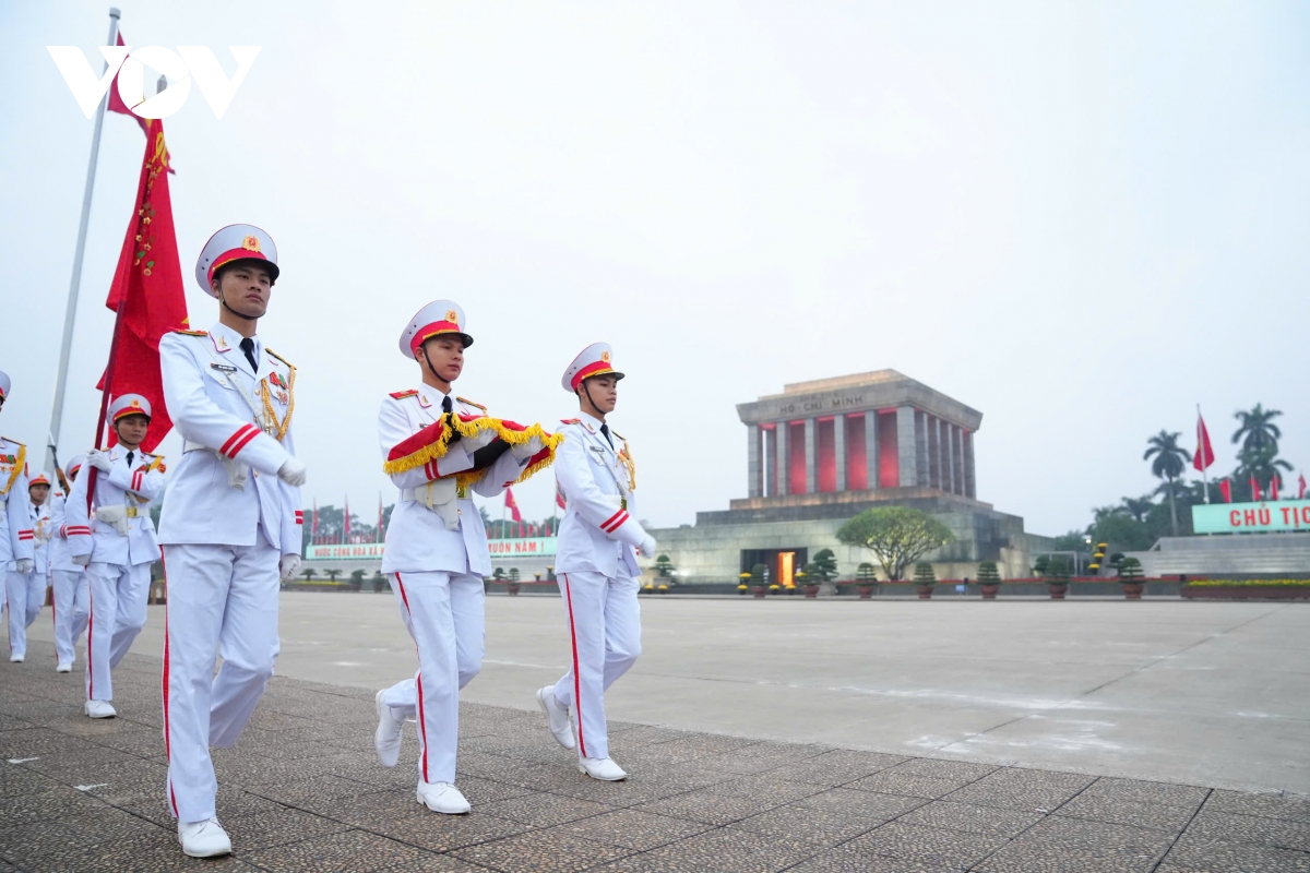 khoanh khac thieng lieng trong le thuong co dau nam moi 2026 hinh anh 11