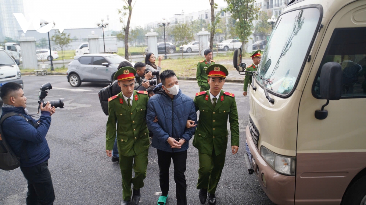 xet xu vu sua gia hiup canh sat dan giai cac bi cao hau toa hinh anh 7