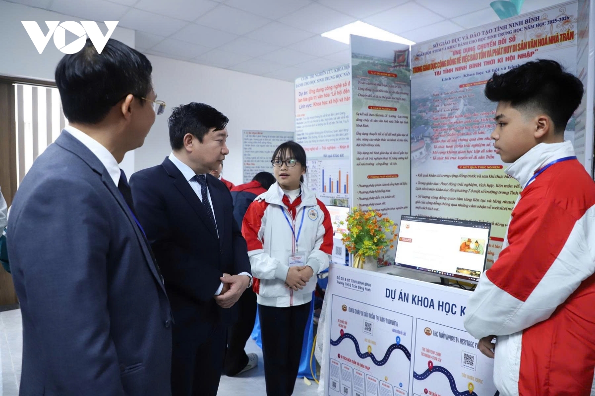 khai mac cuoc thi khoa hoc - ky thuat tinh ninh binh va ngay hoi stem 2026 hinh anh 3