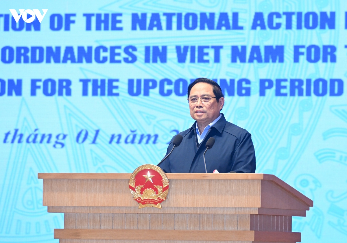 thu tuong yeu cau den nam 2045 co ban lam sach toan bo dat bi o nhiem bom min hinh anh 1