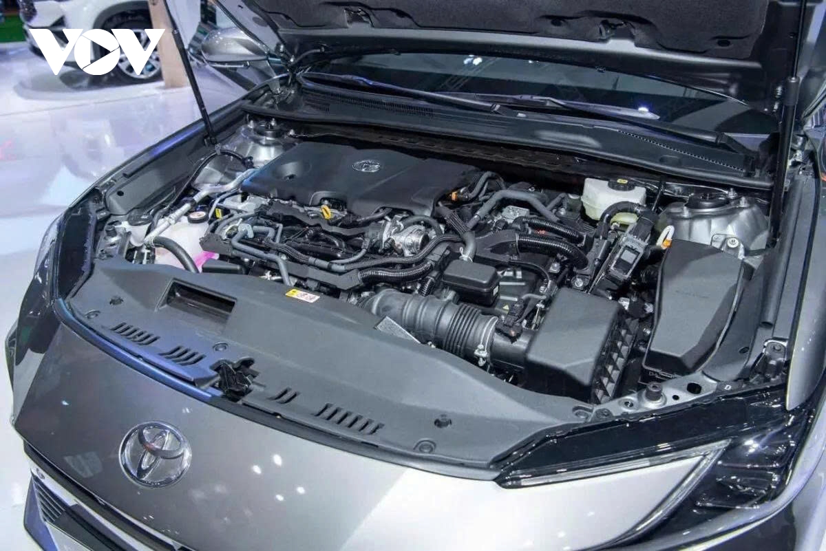 toyota camry 2.5 hev, sedan hang d cua nhung gia tri su dung lau dai hinh anh 2