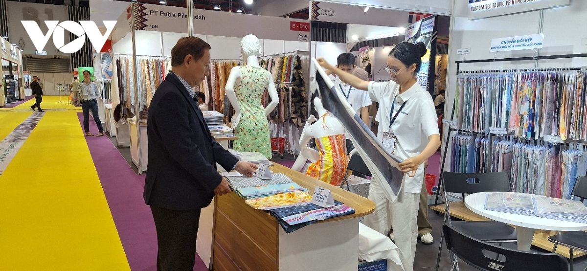 doanh nghiep det may tiep tuc doi moi de thich ung voi thi truong hinh anh 2