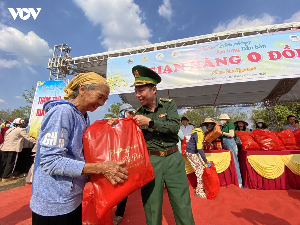  xuan bien phong am long dan ban lan toa nghia tinh noi bien cuong Dak lak hinh anh 3