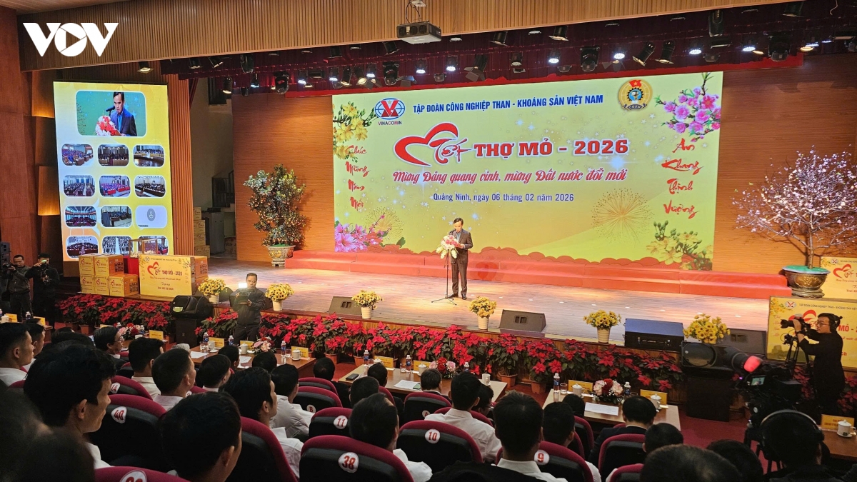 tet tho mo nam 2026 mung Dang quang vinh, mung dat nuoc doi moi hinh anh 1