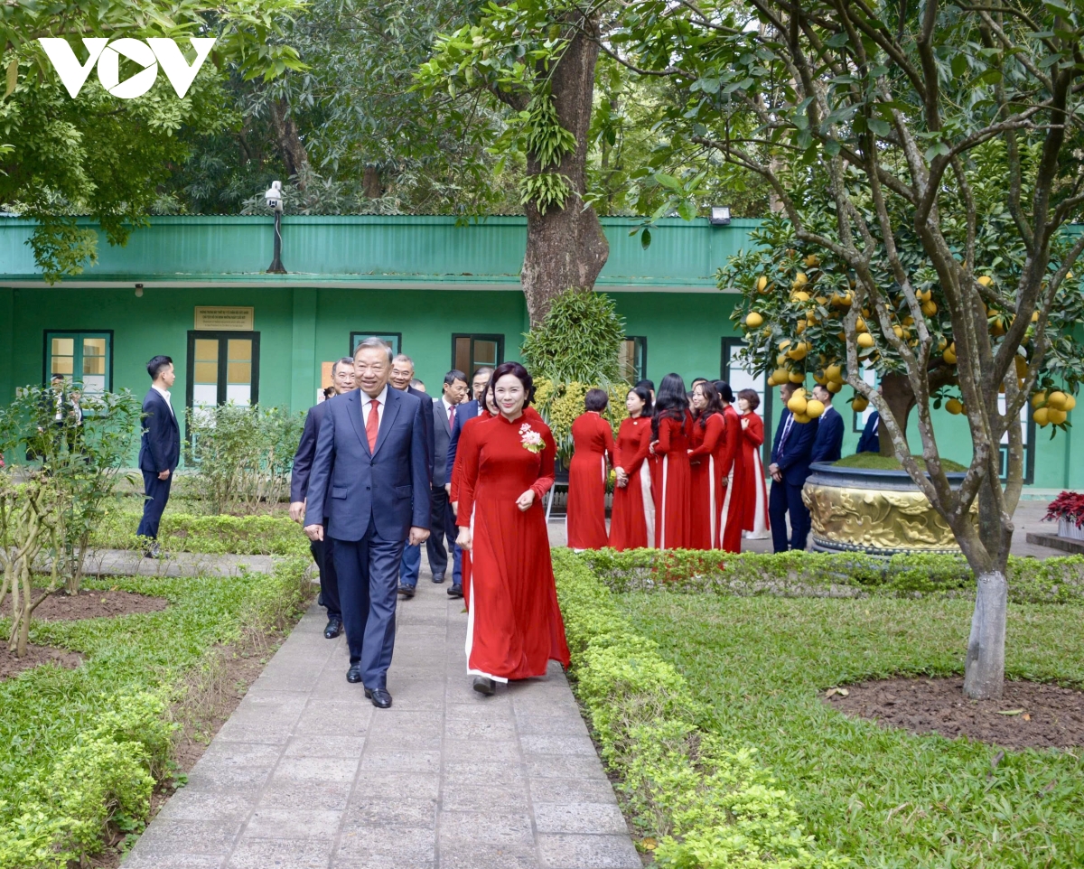 hinh anh tong bi thu to lam dang huong tai hoang thanh thang long va nha 67 hinh anh 10