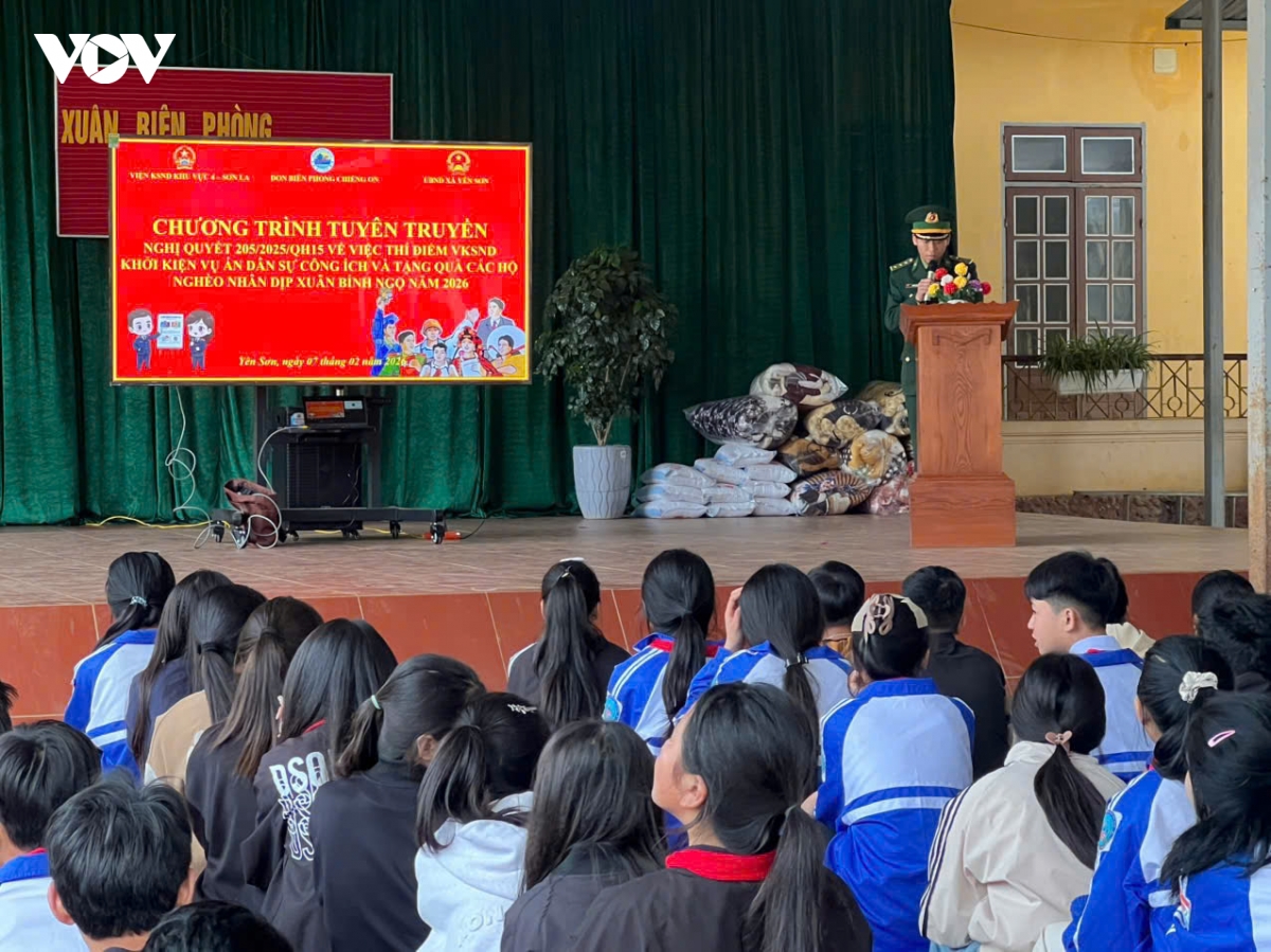  xuan bien phong am long dan ban tai xa bien gioi yen son, son la hinh anh 15