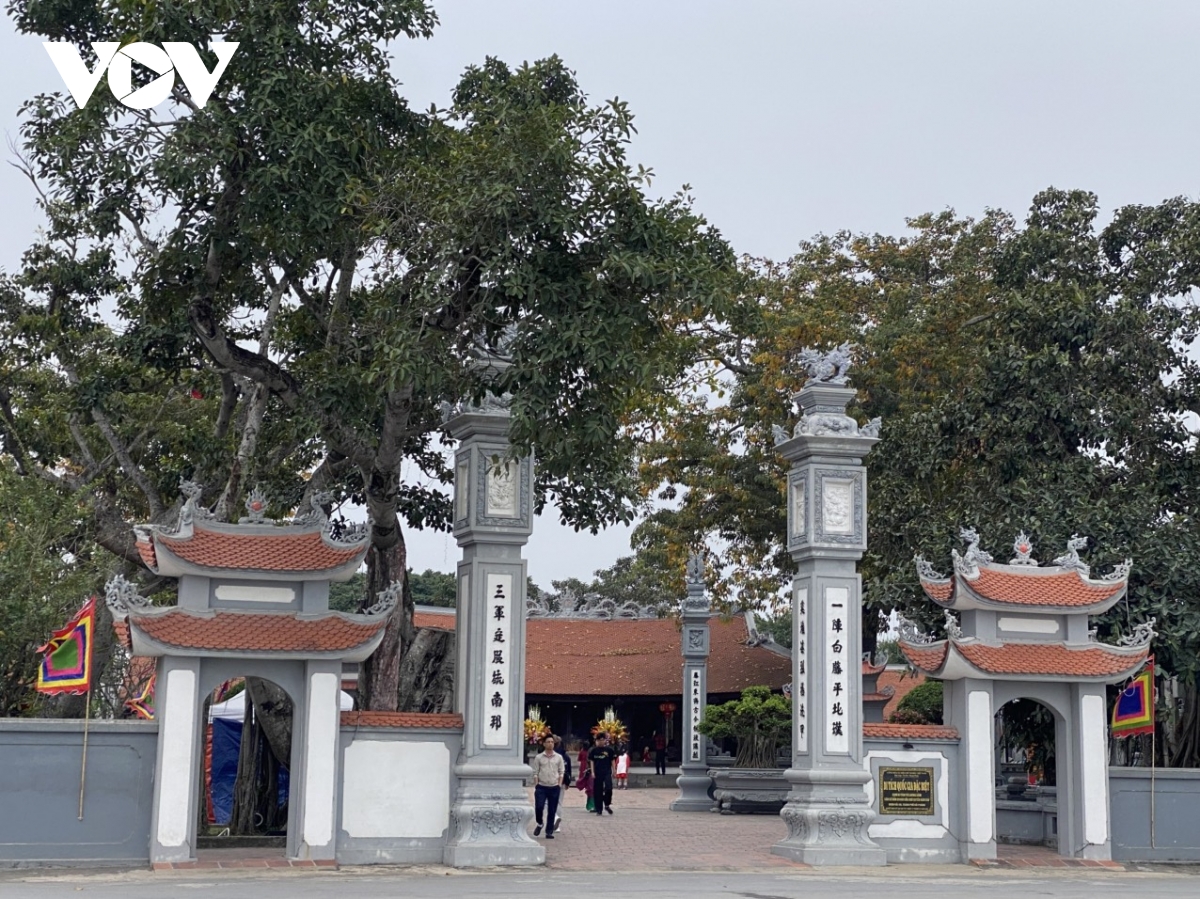 Đầu xuân về Từ Lương Xâm tưởng nhớ Đức Vương Ngô Quyền