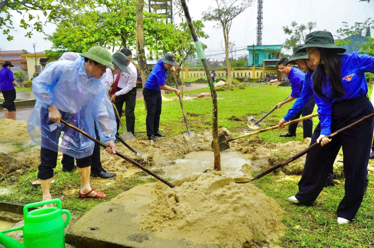 tuoi tre quang tri dua nghi quyet Dai hoi Doan thanh hanh dong thiet thuc hinh anh 2