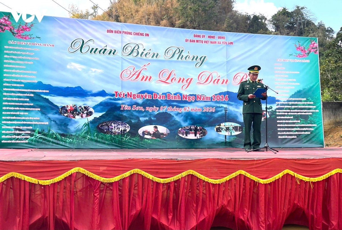  xuan bien phong am long dan ban tai xa bien gioi yen son, son la hinh anh 1