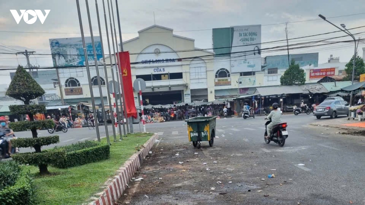 rac un u can tet, dan tay ninh mon moi cho thu gom hinh anh 6