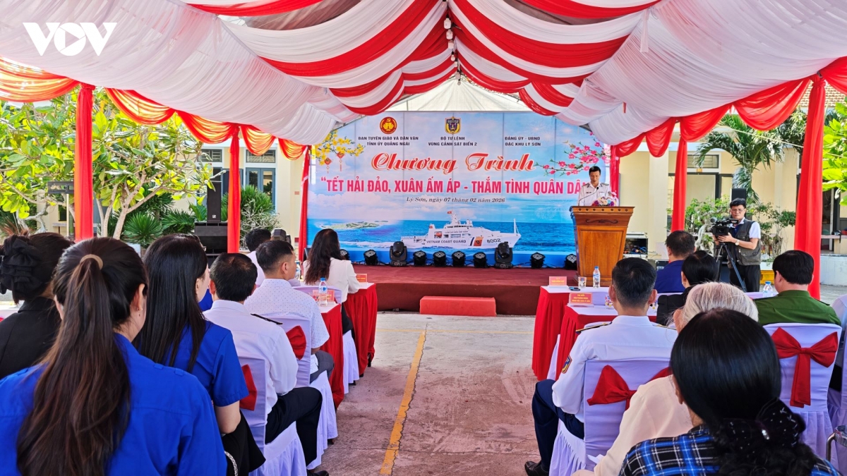 mang tet dat lien den voi quan dan dao tien tieu ly son hinh anh 1