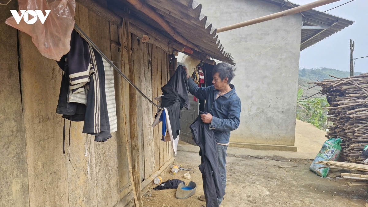 xuan am ap trong nhung ngoi nha moi o lao cai hinh anh 1