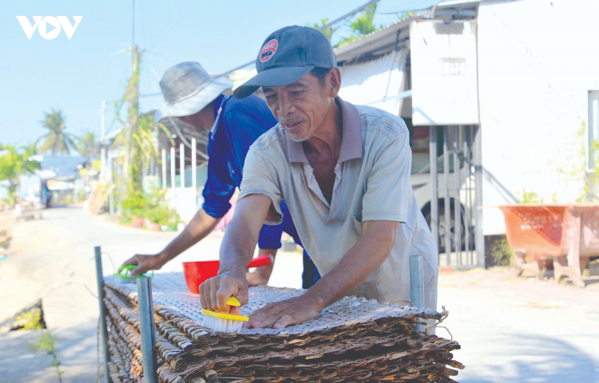 mua tet do lua o lang nghe banh trang thuan hung hinh anh 4
