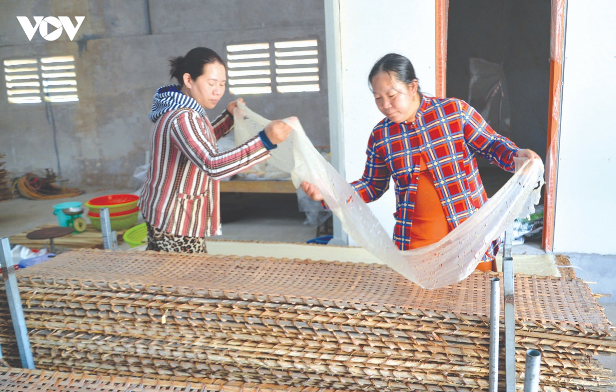 mua tet do lua o lang nghe banh trang thuan hung hinh anh 3