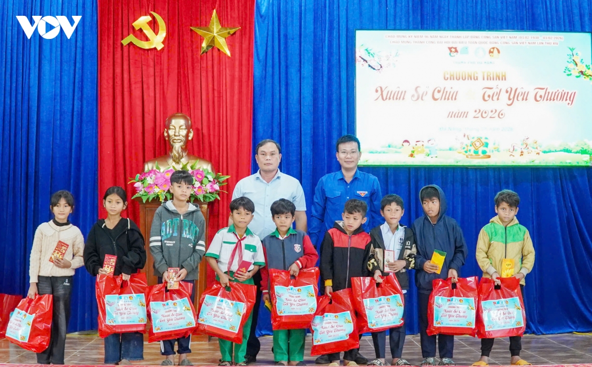 Da nang chuong trinh vui tet cung chung toi- xuan binh ngo hinh anh 4