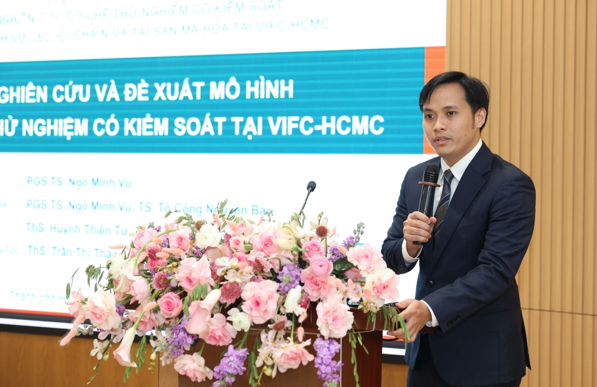 trung tam tai chinh quoc te - phong thi nghiem chinh sach va cong nghe o tp.hcm hinh anh 3