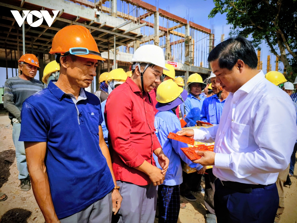 Đảm bảo tiến độ trường nội trú liên cấp ở Đắk Lắk để đón học sinh từ 1/9