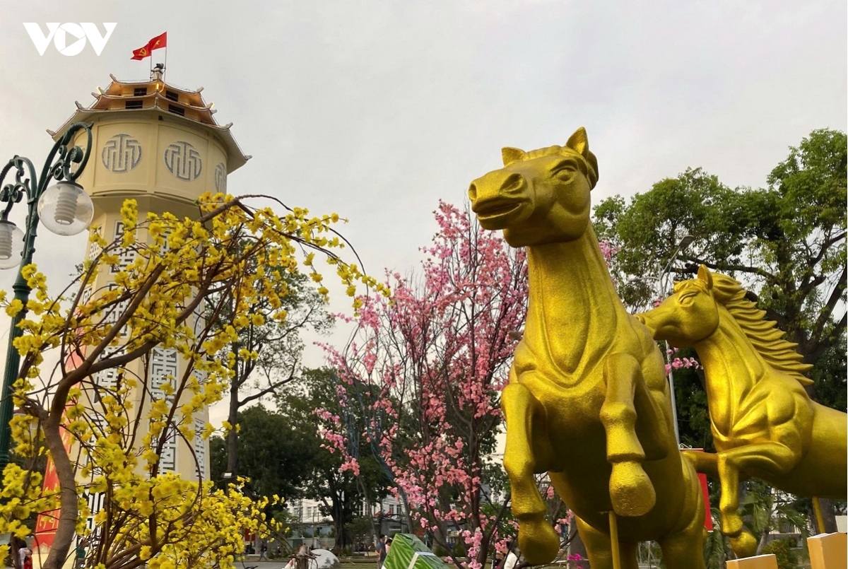 ron rang khong khi tet o vung bien lam Dong hinh anh 3