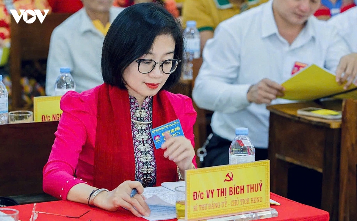 Bí thư Đảng uỷ xã ở Nghệ An công khai số điện thoại trên mạng xã hội