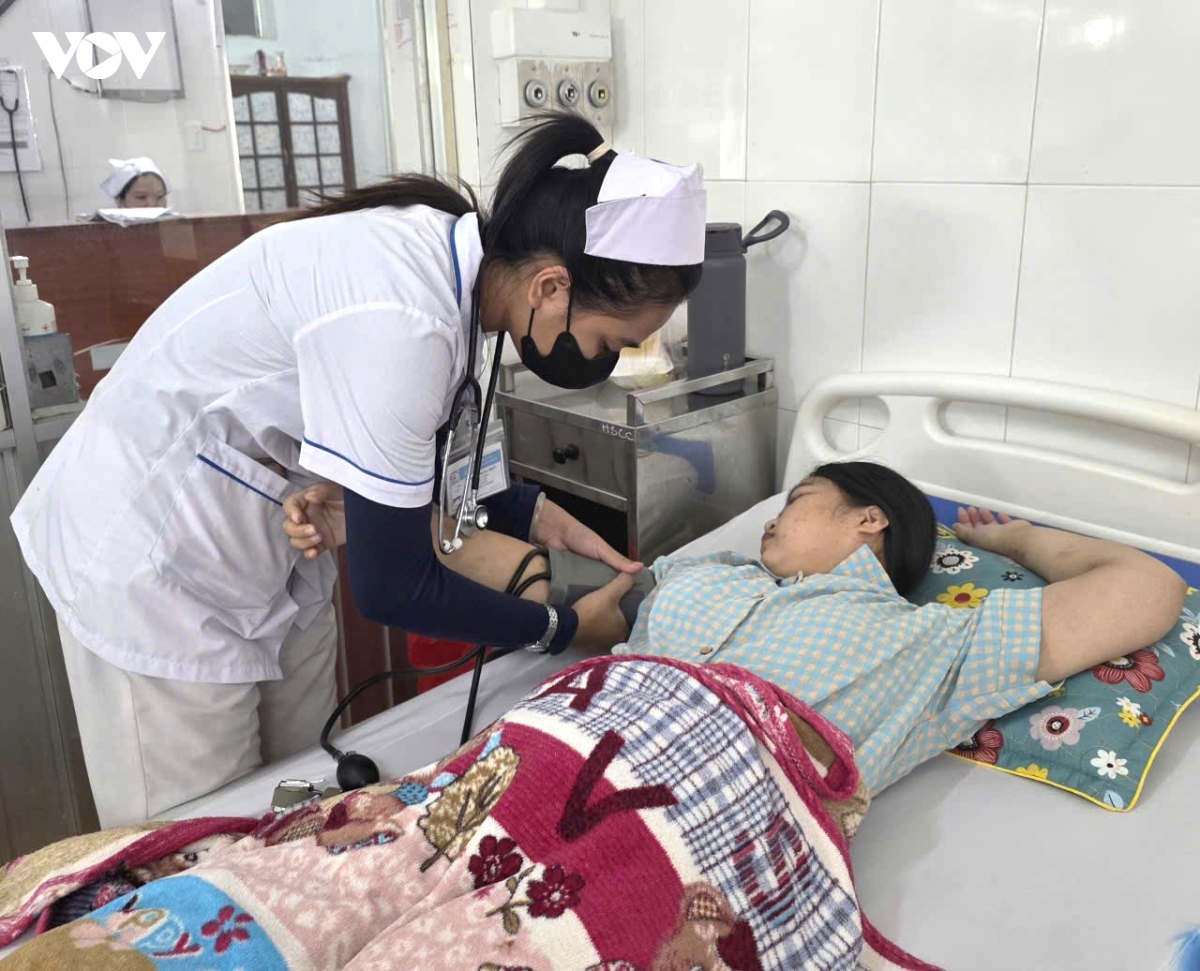 Dak lak nang cao chuyen mon, dau tu ha tang y te phuc vu nhan dan tot hon hinh anh 3