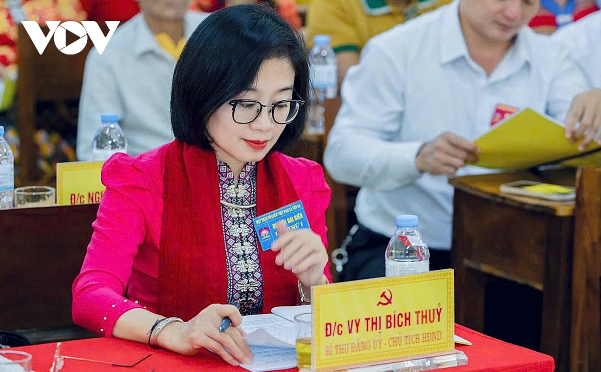 bi thu Dang uy xa o nghe an cong khai so dien thoai tren mang xa hoi hinh anh 2