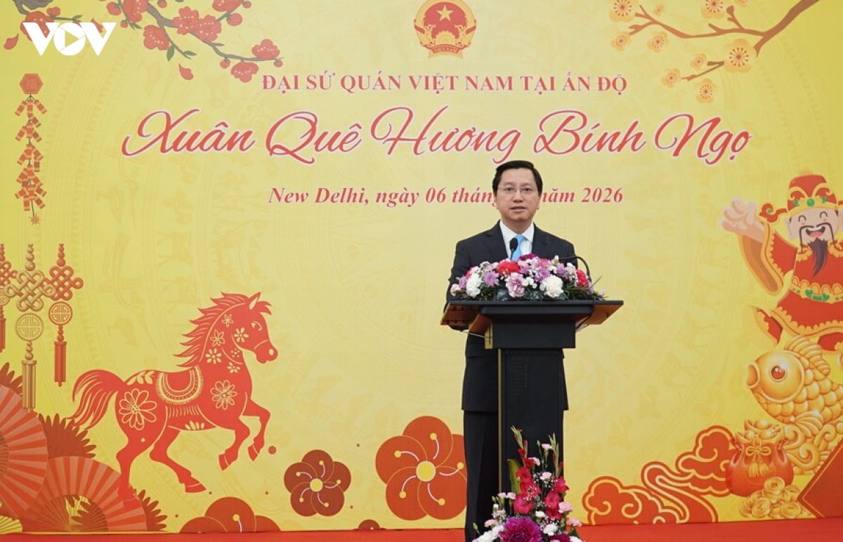 Am ap tet cong dong xuan que huong binh ngo tai An Do hinh anh 1