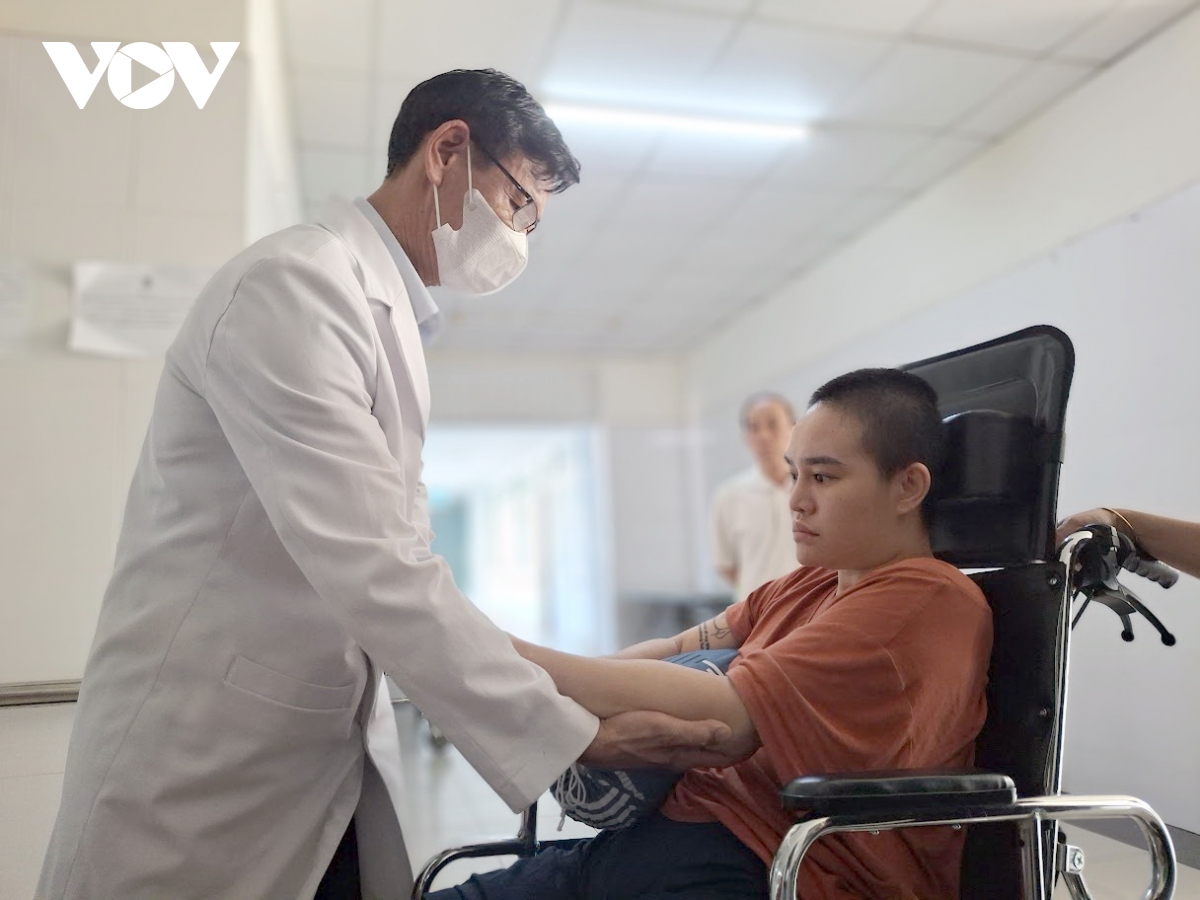 Hơi ấm mùa xuân trong gia đình giành lại sự sống 3 nạn nhân trong vụ ngạt khí CO2