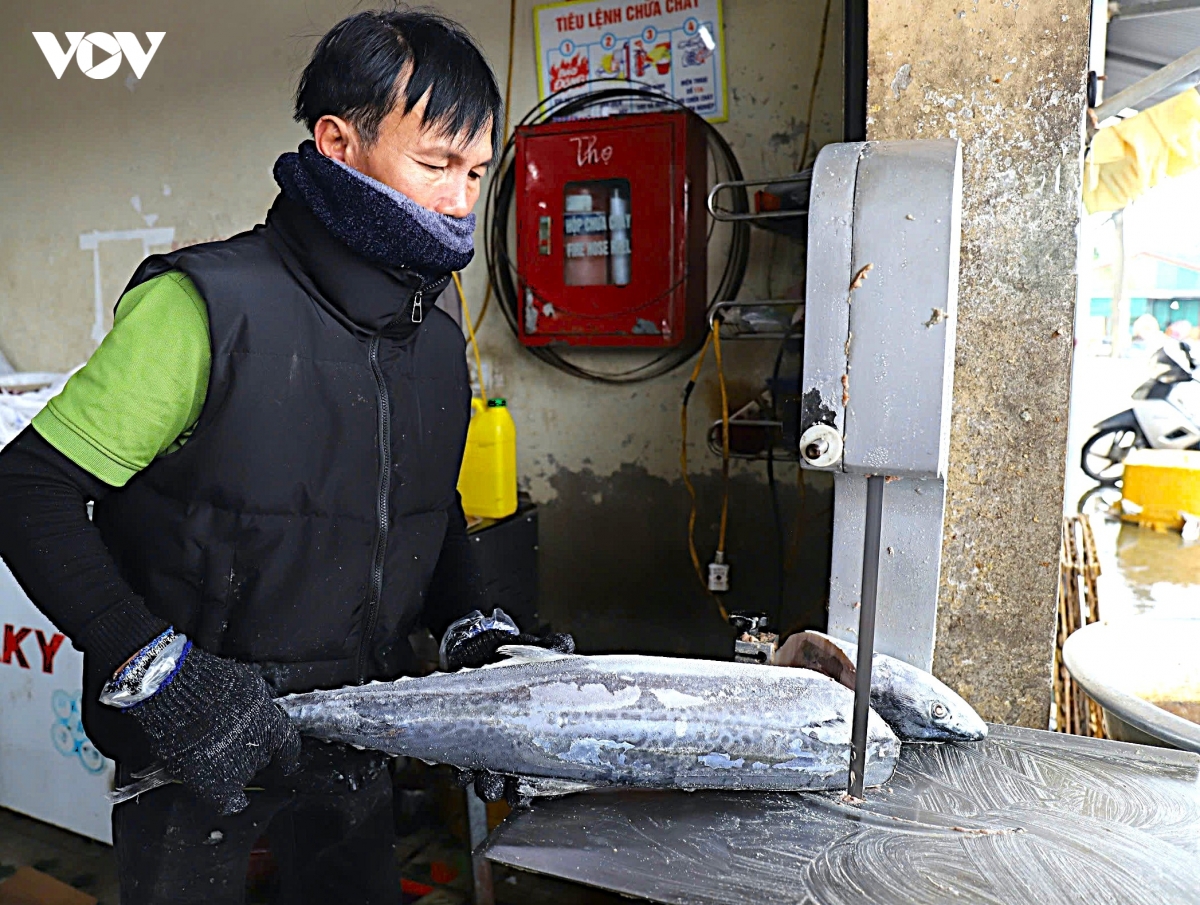 lang nuong ca xu nghe tat bat ngay ap tet hinh anh 2