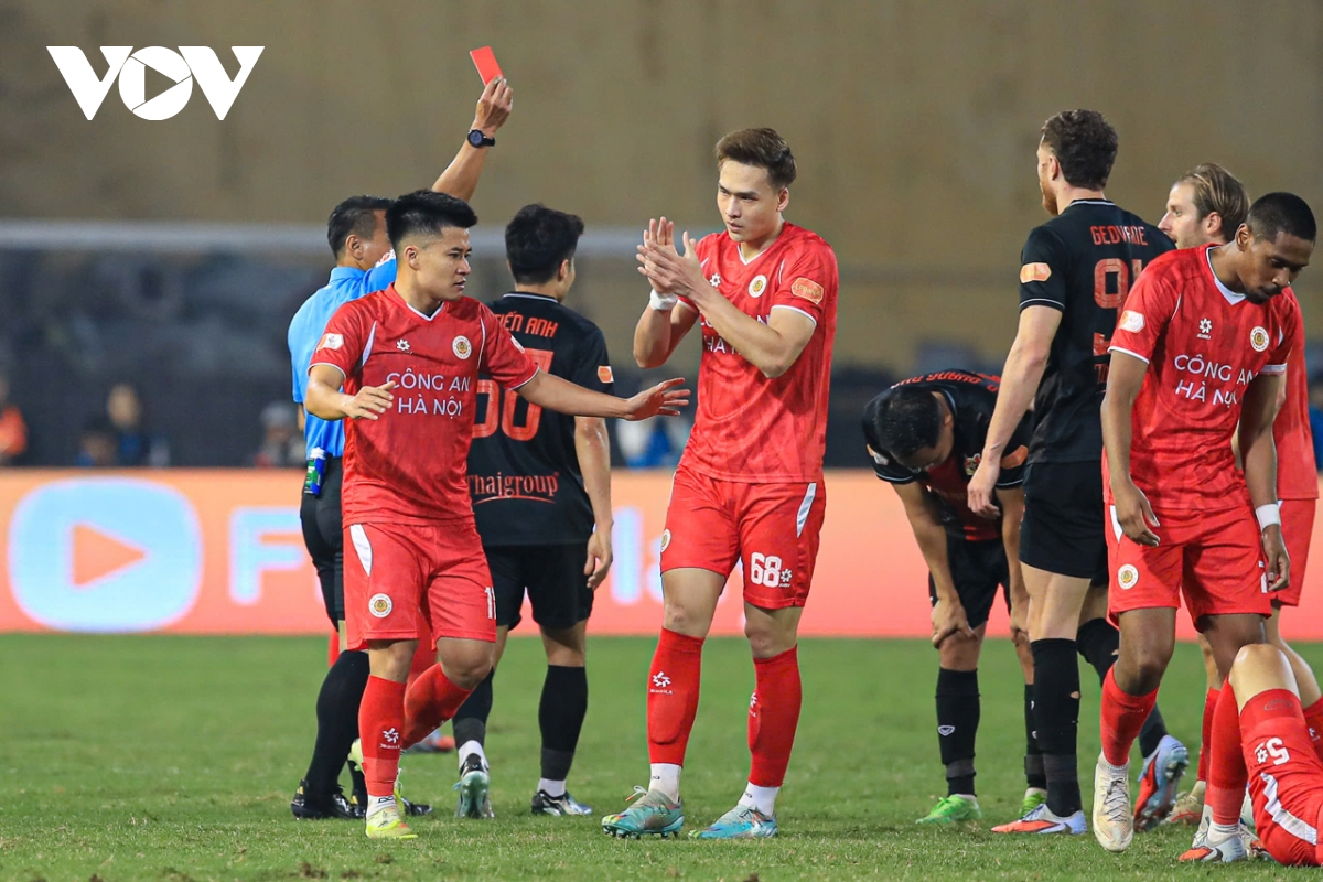 ket qua bong da viet nam hom nay 1 2 cahn thang kich tinh ninh binh hinh anh 24