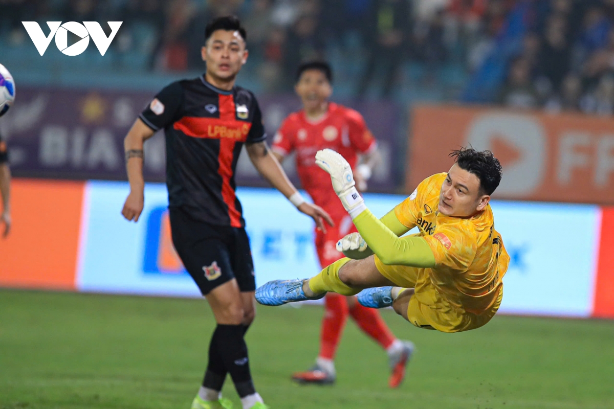 ket qua bong da viet nam hom nay 1 2 cahn thang kich tinh ninh binh hinh anh 29