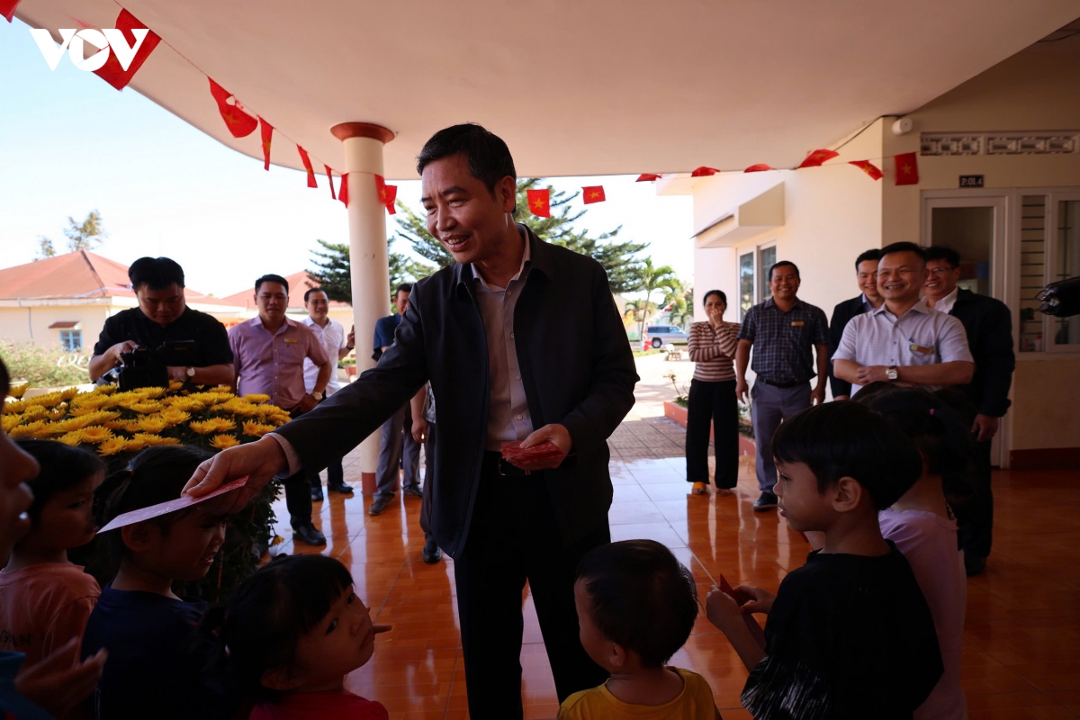 tet am tinh nguoi tai ngoi nha chung bao tro xa hoi tinh Dak lak hinh anh 2