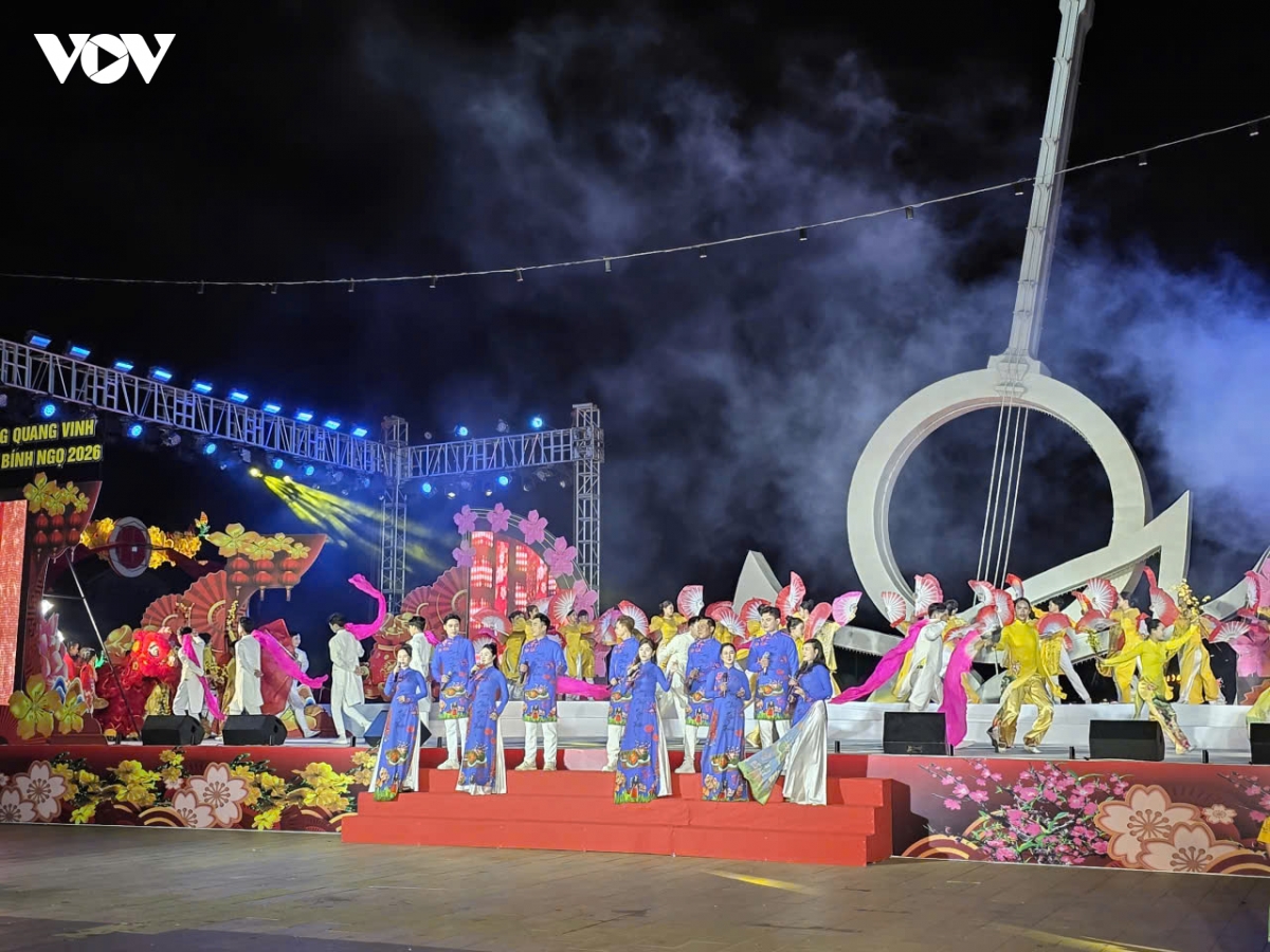 ca mau nguoi dan han hoan don khoanh khac giao thua hinh anh 2