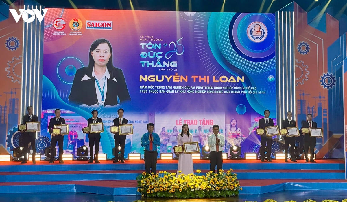tp.hcm trao giai thuong ton Duc thang cho 11 cong nhan, ky su tieu bieu hinh anh 2