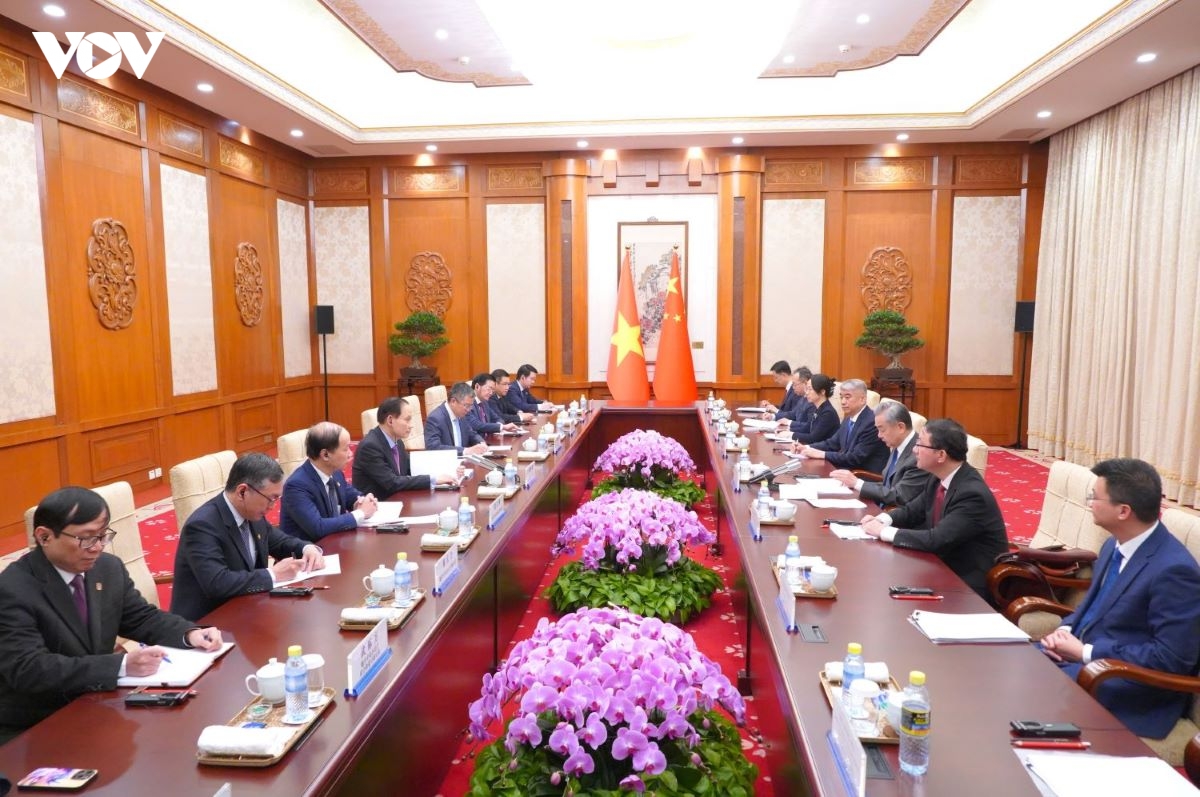 bo truong le hoai trung hoi dam voi bo truong trung quoc vuong nghi hinh anh 2